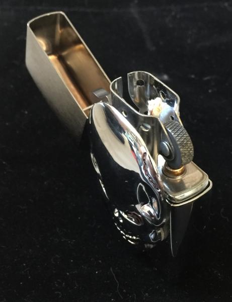 Totenkopf ZIPPO 3-D Metallemblem